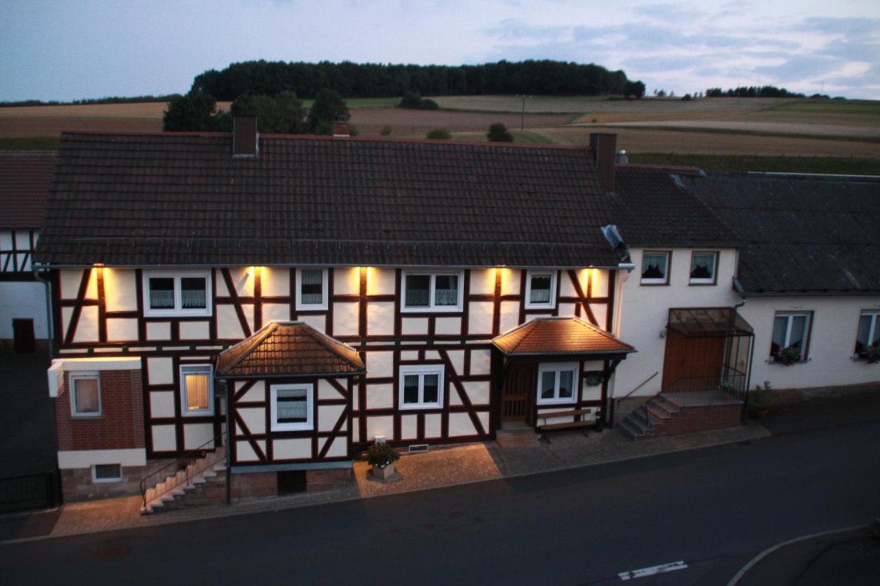 Apartamento Zum Bergschloesschen Gilserberg Exterior foto